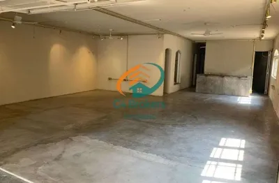 Casa com 5 quartos para alugar na Vila Rosália, Guarulhos 