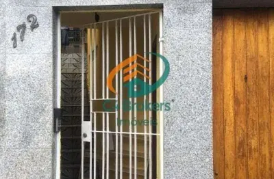 Casa com 4 quartos para alugar em Santana, São Paulo 