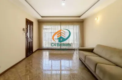 Casa com 3 quartos para alugar no Jardim Munhoz, Guarulhos 