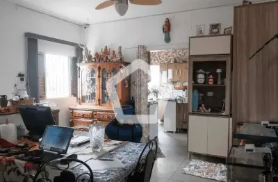 Casa com 3 quartos à venda na Rua Guaxuma, 15, Vila Rio Branco, São Paulo por R$ 700.000