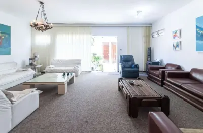 Casa com 4 quartos à venda na Rua José Marti, 110, Jardim da Saude, São Paulo por R$ 1.750.000