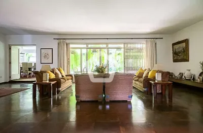 Casa com 5 quartos à venda na Avenida São Valério, 533, Morumbi, São Paulo por R$ 3.312.000