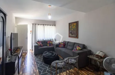 Casa com 2 quartos à venda na Rua França Júnior, 129, Cursino, São Paulo por R$ 690.000