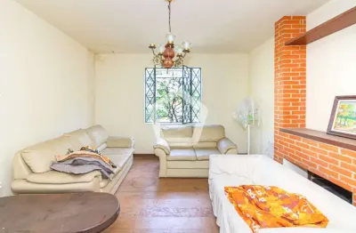 Casa com 7 quartos à venda na Rua dos Juris, 12, Vila Madalena, São Paulo por R$ 2.300.000