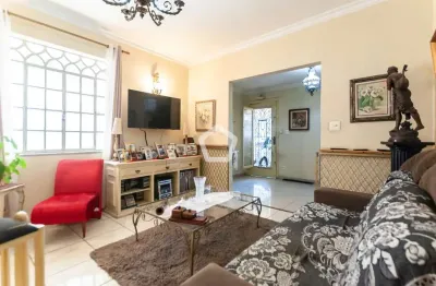 Casa com 3 quartos à venda na Avenida Dom Pedro I, 674, Vila Monumento, São Paulo por R$ 1.487.000