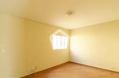 Casa com 2 quartos à venda na Rua Ubá, 118, Cambuci, São Paulo por R$ 530.000