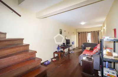 Casa com 3 quartos à venda na Rua Francisco de Paula Brito, 317, Planalto Paulista, São Paulo por R$ 1.122.000