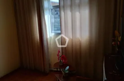 Casa com 2 quartos à venda na Rua Lázaro Paes, 163, Pestana, Osasco por R$ 750.000