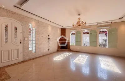 Casa com 4 quartos à venda na Rua Arcoverde, 438, Vila Guilhermina, São Paulo por R$ 1.700.000