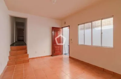 Casa com 2 quartos à venda na Rua Paquistão, 548, Parque Capuava, Santo André por R$ 430.000