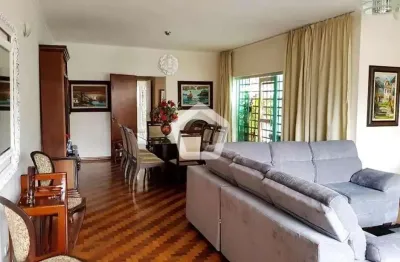 Casa com 3 quartos à venda na Rua Heitor Peixoto, 72, Cambuci, São Paulo por R$ 2.500.000