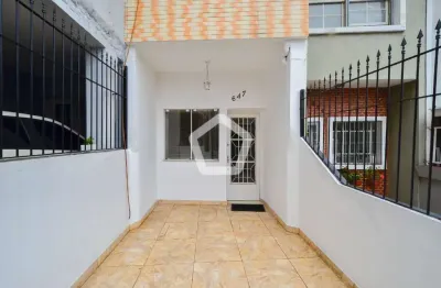 Casa com 2 quartos à venda na Rua Caiubi, 647, Perdizes, São Paulo por R$ 690.000
