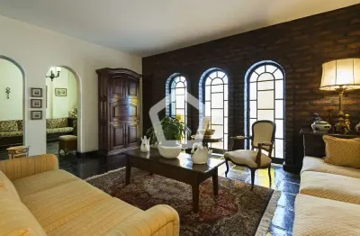 Apartamento com 2 quartos à venda na Alameda Lorena, 371, Cerqueira César, São Paulo por R$ 1.750.000