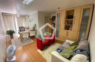 Casa com 4 quartos à venda na Rua Lydia Simões Cabral, 49, Indianópolis, São Paulo por R$ 1.350.000