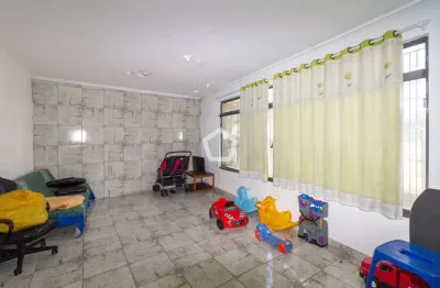 Casa com 4 quartos à venda na Rua Sousa Filho, 637, Vila Arcádia, São Paulo por R$ 1.144.000