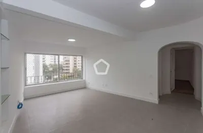Apartamento com 3 quartos à venda na Rua Marcus Pereira, 125, Vila Andrade, São Paulo por R$ 638.900