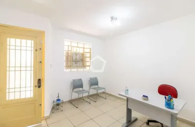 Casa com 3 quartos à venda na Rua Dom Duarte Leopoldo, 540, Cambuci, São Paulo por R$ 650.000