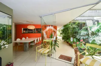 Casa com 3 quartos à venda na Rua Emboabas, 628, Brooklin, São Paulo por R$ 3.480.000
