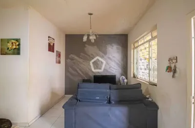 Casa com 3 quartos à venda na Rua Rubiácea, 86, Água Fria, São Paulo por R$ 617.000
