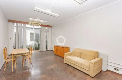 Casa com 3 quartos à venda na Avenida Senador Casimiro da Rocha, 378, Mirandópolis, São Paulo por R$ 2.100.000