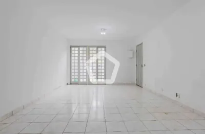 Casa com 3 quartos à venda na Rua Ana Karlik, 46, Santo Amaro, São Paulo por R$ 1.250.000