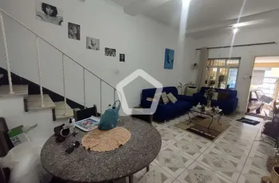 Casa com 2 quartos à venda na Rua Bernardo Magalhães, 102, Tatuapé, São Paulo por R$ 608.000