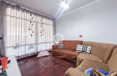 Casa com 4 quartos à venda na Rua Flor de Noiva, 229, Vila Jacuí, São Paulo por R$ 490.000