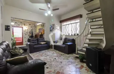 Casa com 4 quartos à venda na Rua Bom Jesus, 260, Vila Regente Feijó, São Paulo por R$ 640.000