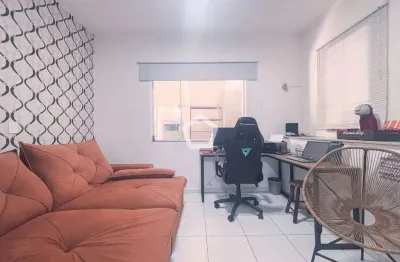 Casa com 4 quartos à venda na Rua Avaí, 430, Vila Bertioga, São Paulo por R$ 1.750.000