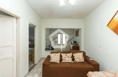 Casa com 2 quartos à venda na Rua Campo Largo, 1016, Vila Bertioga, São Paulo por R$ 874.000