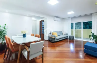 Casa com 3 quartos à venda na Avenida Ramalho Ortigão, 298, Bosque da Saúde, São Paulo por R$ 926.000