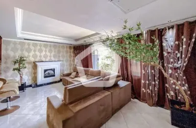 Casa com 3 quartos à venda na Rua Manuel Veiga, 137, Vila Invernada, São Paulo por R$ 1.693.000