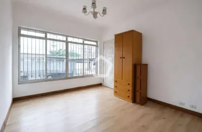 Casa com 3 quartos à venda na Rua Vicente Gioberti, 80, Jardim São Domingos, São Paulo por R$ 850.000