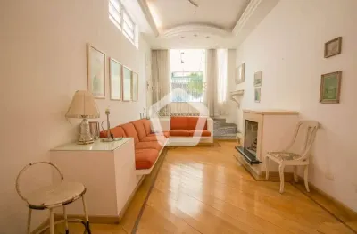 Casa com 3 quartos à venda na Rua Bárbara Heliodora, 479, Vila Romana, São Paulo por R$ 1.700.000