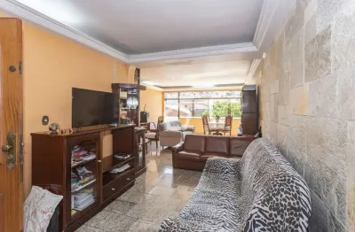 Casa com 4 quartos à venda na Rua Freire Farto, 647, Jabaquara, São Paulo por R$ 980.000