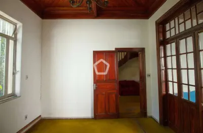 Casa com 4 quartos à venda na Rua Joaquim Piza, 207, Cambuci, São Paulo por R$ 1.490.000