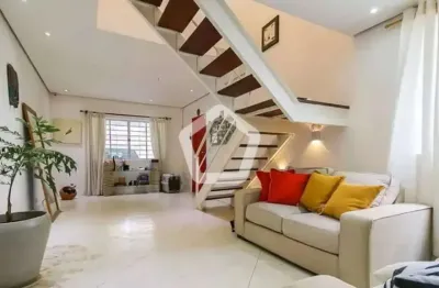 Casa com 3 quartos à venda na Rua Benjamin Costa, 66, Jardim Aeroporto, São Paulo por R$ 950.000