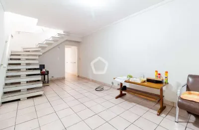 Casa com 4 quartos à venda na Rua Belchior da Costa, 227, Vila Carrão, São Paulo por R$ 866.000