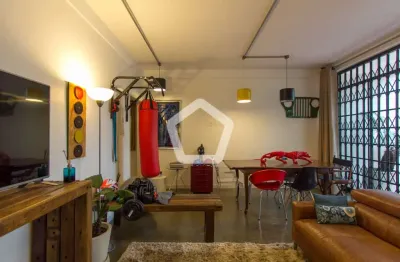 Casa com 3 quartos à venda na Rua do Acre, 517, Vila Bertioga, São Paulo por R$ 1.600.000