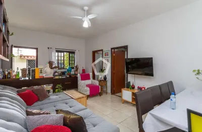 Casa com 3 quartos à venda na Rua Bravinha, 82, Sacomã, São Paulo por R$ 700.000