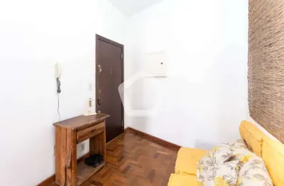 Apartamento com 2 quartos à venda na Rua Major Quedinho, 144, Centro Histórico, São Paulo por R$ 403.000