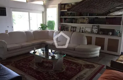 Casa com 2 quartos à venda na Avenida São Valério, 549, Morumbi, São Paulo por R$ 2.800.000