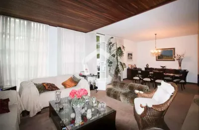 Casa com 3 quartos à venda na Rua Iraúna, 227, Indianópolis, São Paulo por R$ 4.000.000