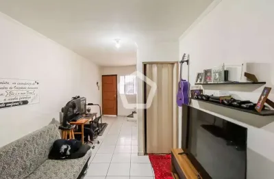 Casa com 2 quartos à venda na Rua São Diogo, 54, Vila Araguaia, São Paulo por R$ 425.500