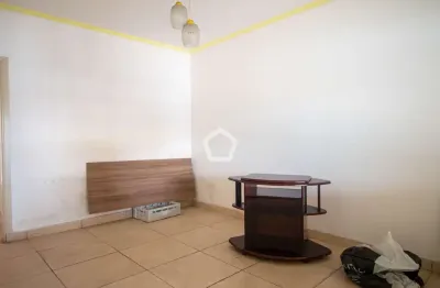 Casa com 3 quartos à venda na Avenida José Maria da Silva Paranhos, 285, Vila Sônia, São Paulo por R$ 680.000