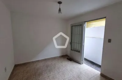 Casa com 3 quartos à venda na Rua Pacari da Mata, 126, Vila Industrial, São Paulo por R$ 400.000