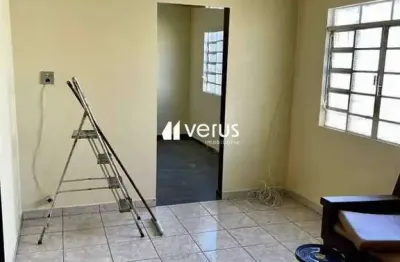 Casa com 3 quartos à venda no Osvaldo Rezende, Uberlândia 
