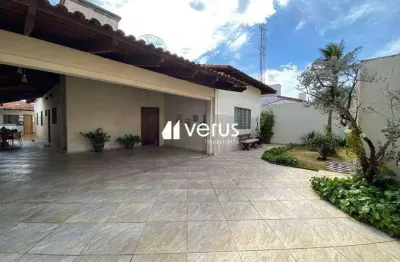 Casa à venda, 4 quartos, 4 suítes, 6 vagas, jardim das acacias - uberlândia/mg