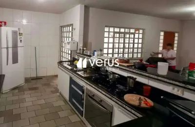 Casa à venda, 3 quartos, 2 vagas, santa mônica - uberlândia/mg