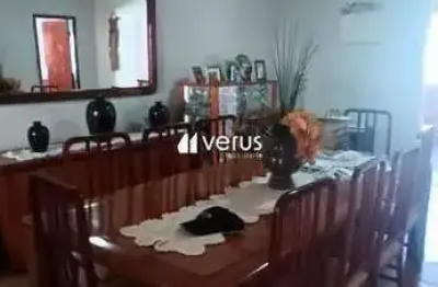 Casa à venda, 4 quartos, 1 suíte, 2 vagas, presidente roosevelt - uberlândia/mg